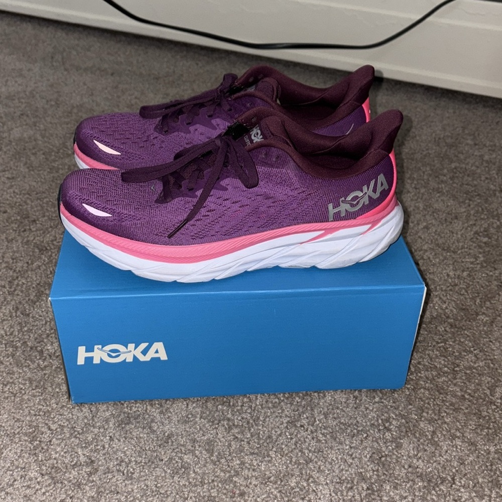 Hoka Women's Clifton 8